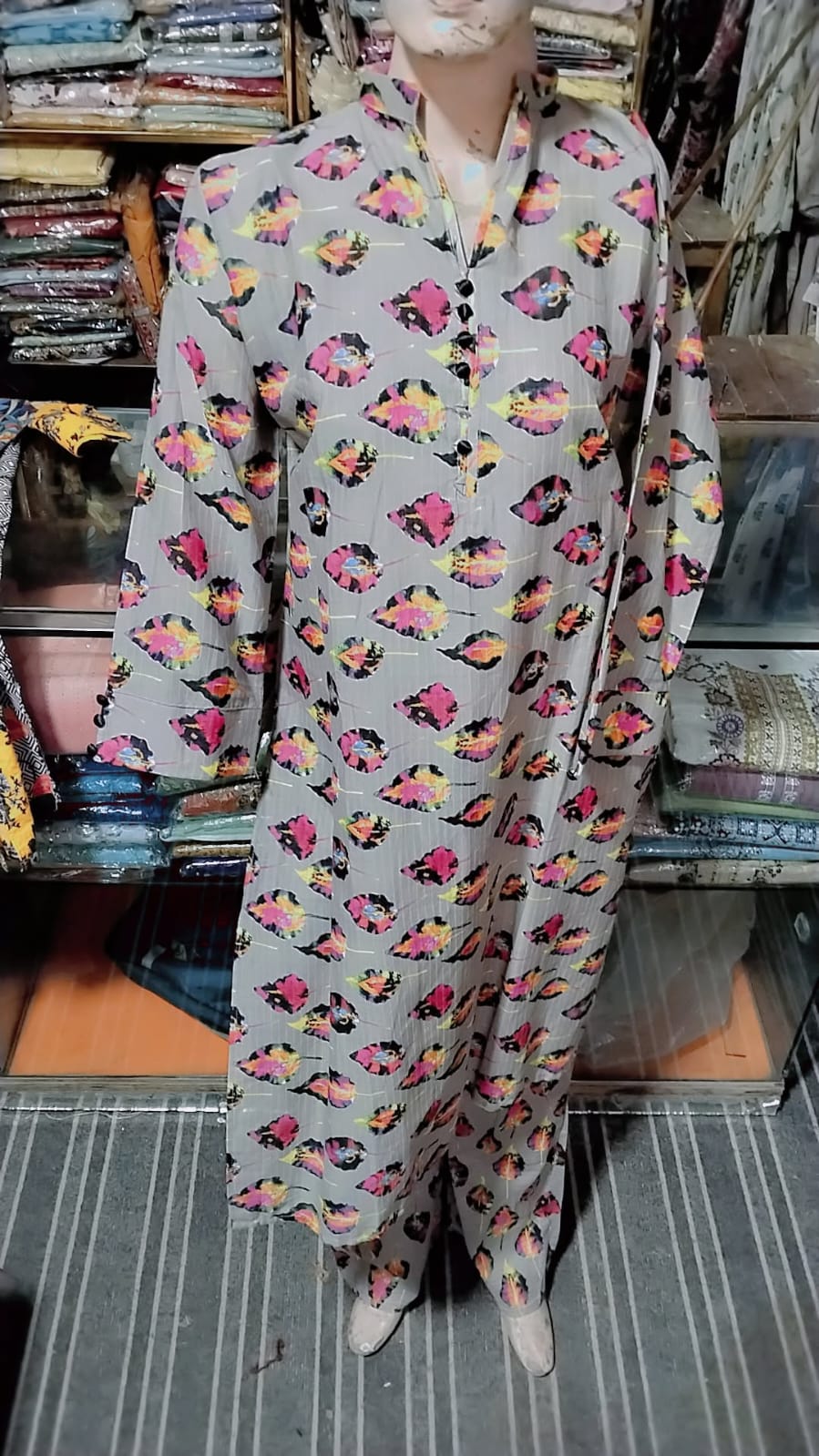 PURE LAWN LONG KURTA TWO PIECE SUIT